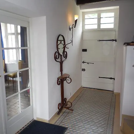 Troubadour Bed and breakfast